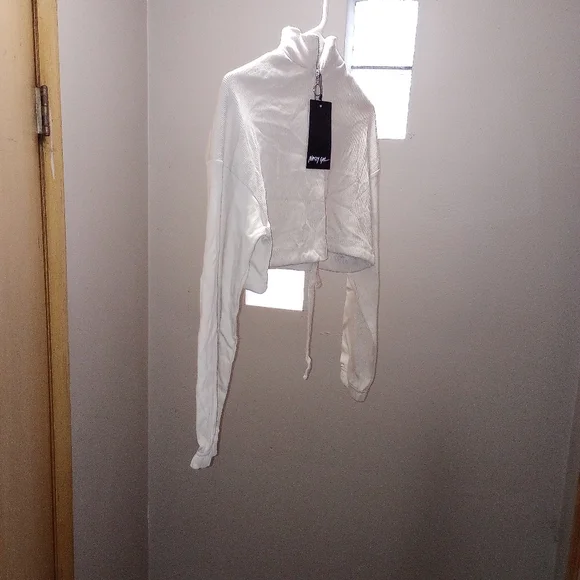 Cream Crop top - Picture 6 of 9